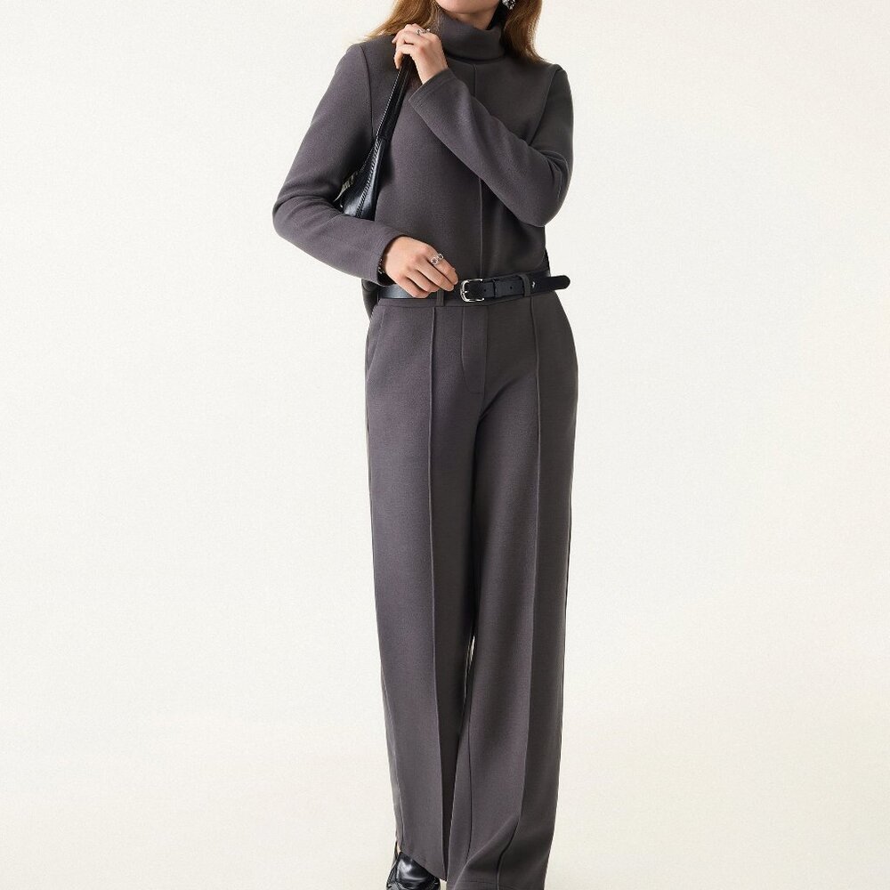 NWT OGL Deep Gray Matching Set – Pants & Top Size Small | Chic Work or Travel Ou